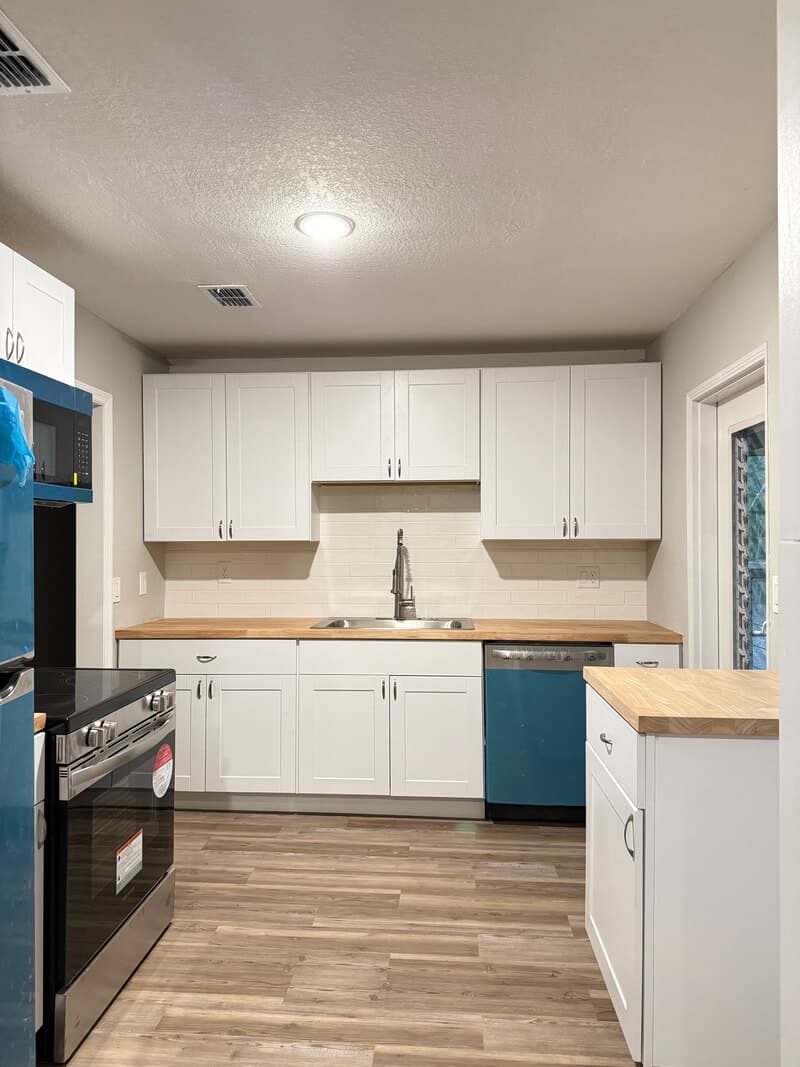 Professional kitchen renovation with custom cabinets in Central Florida