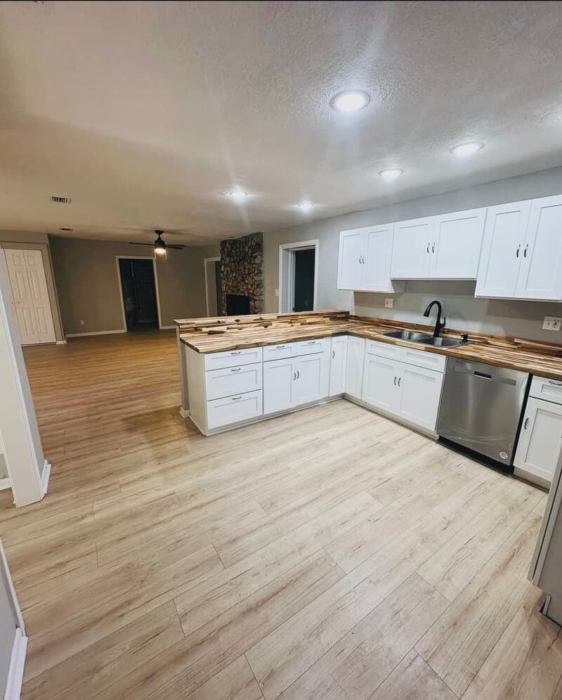 Professional kitchen renovation with custom cabinets and modern appliances completed by GMZ Remodeling in Gainesville, Florida